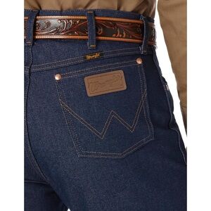 Wrangler Men's Dark Blue Relaxed Jeans